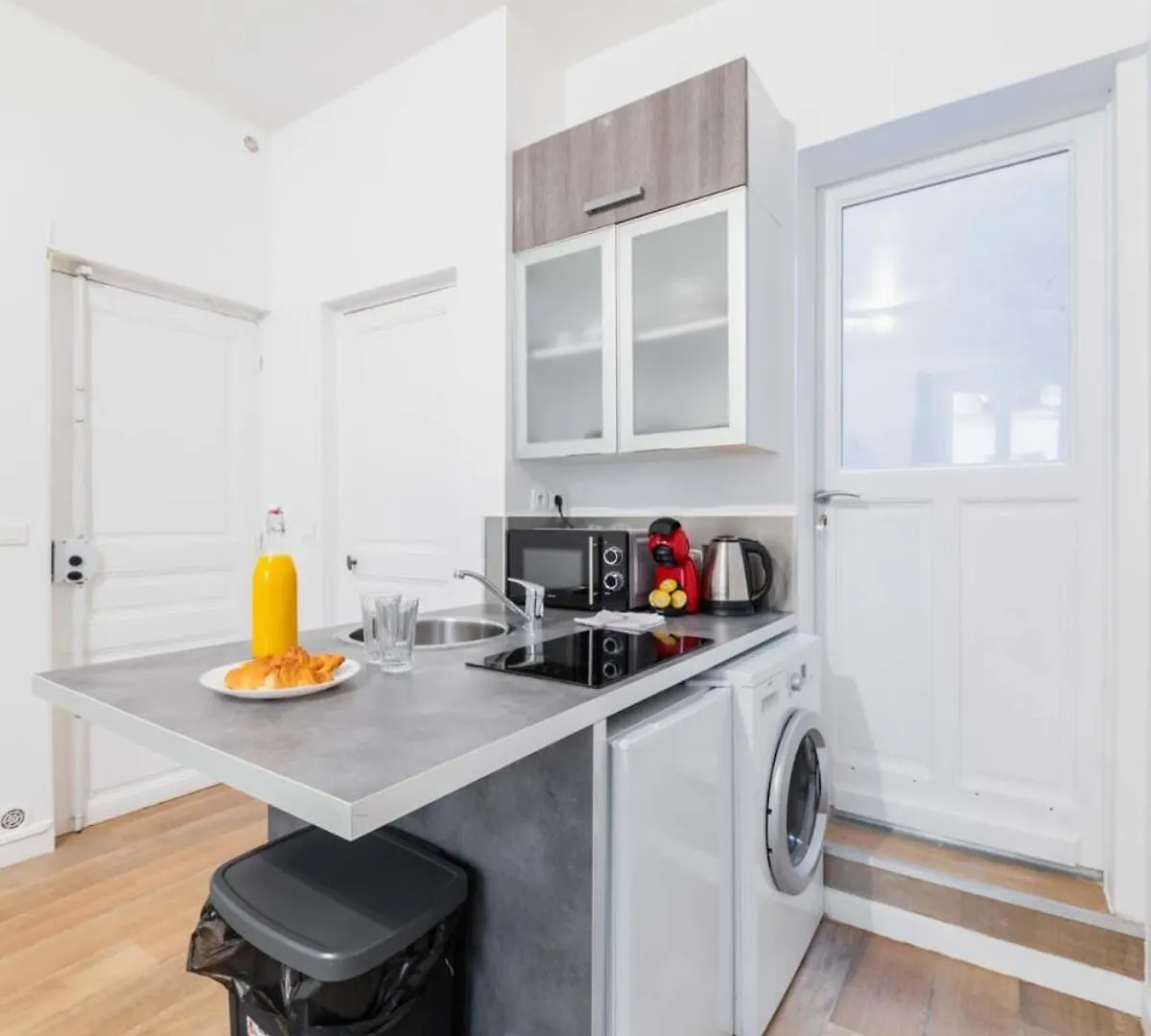 Studio Confortable Et Cosy - Paris 18 - 2P Apartment